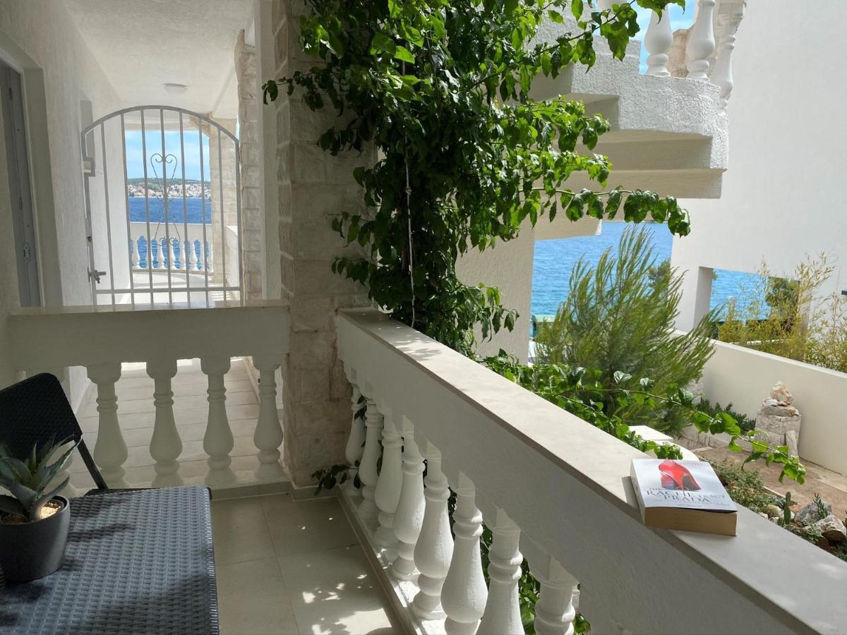 Villa Maluma Rogoznica  Eksteriør billede