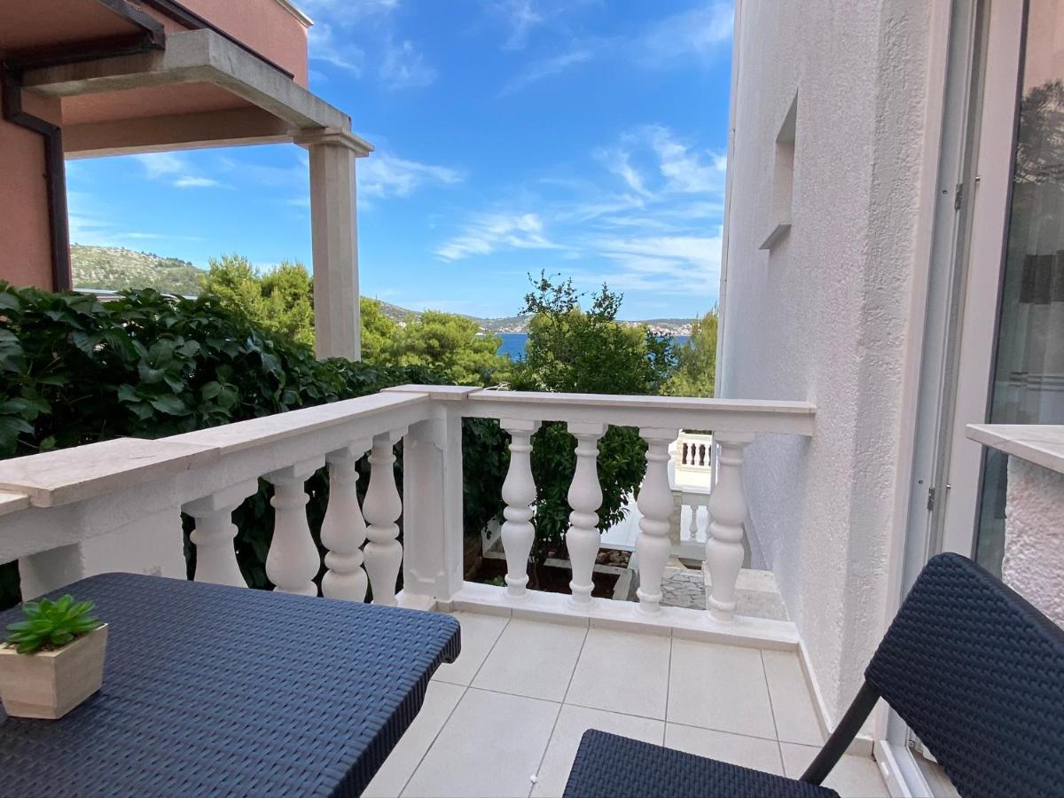 Villa Maluma Rogoznica  Eksteriør billede