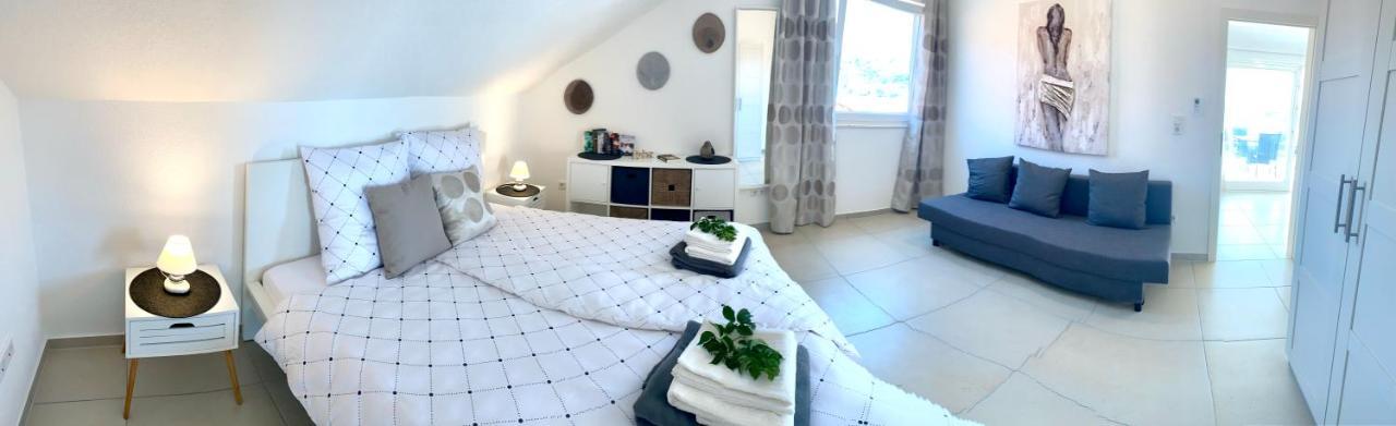 Villa Maluma Rogoznica  Eksteriør billede